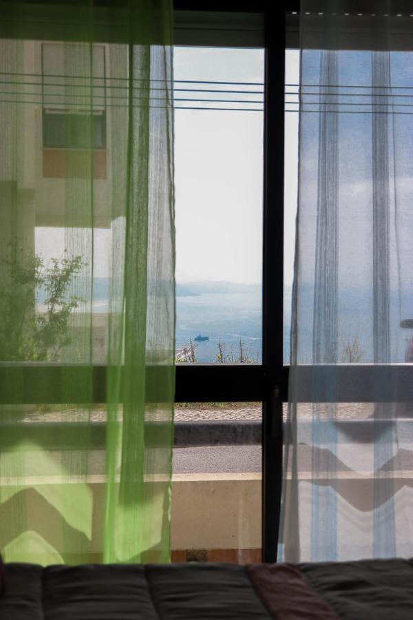 Apartamento Com Vista Mar Nazare Bagian luar foto